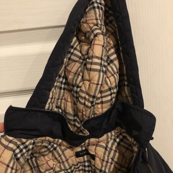 Burberry Winter Coat with Hood - Picture 3 of 6